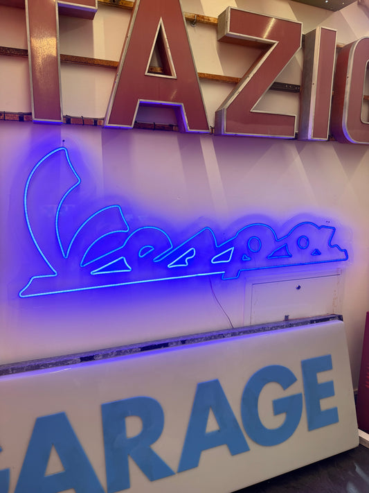 Insegna luminosa originale Vespa