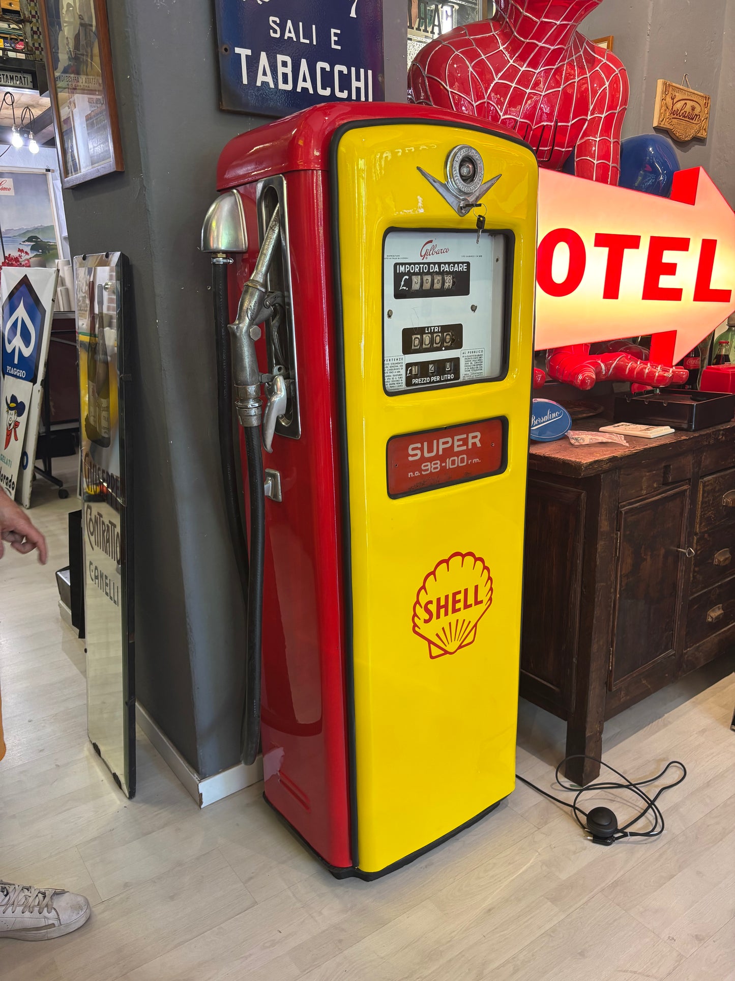 Pompa di benzina Gilbarco - 50'