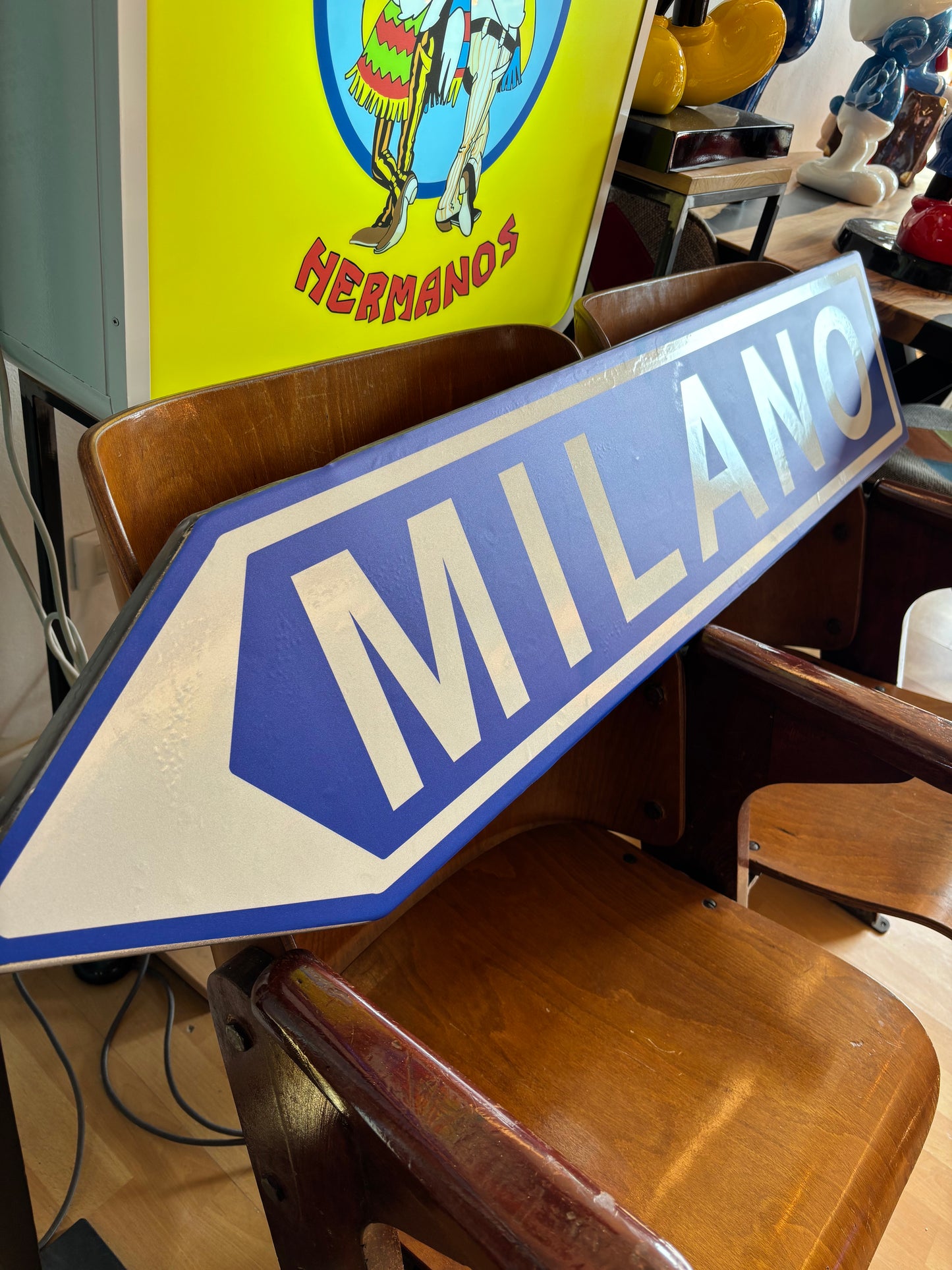 Insegna Stradale - Milano