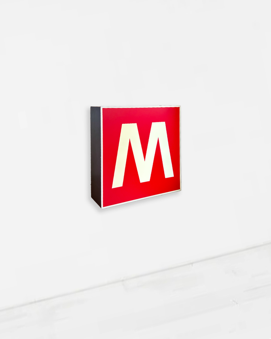 Insegna Luminosa - Metro