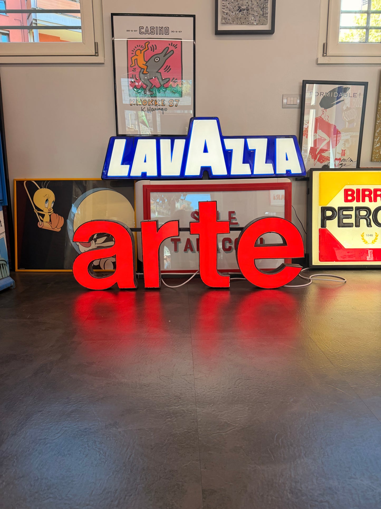 Insegna luminosa Arte