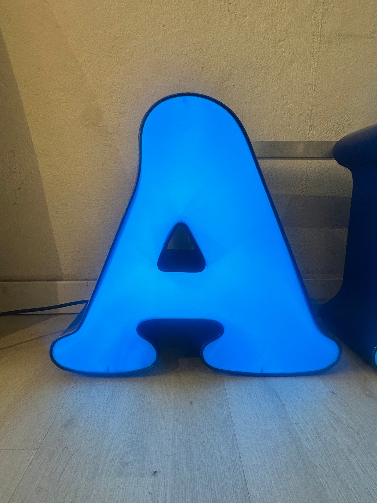 Insegna Luminosa - Alt