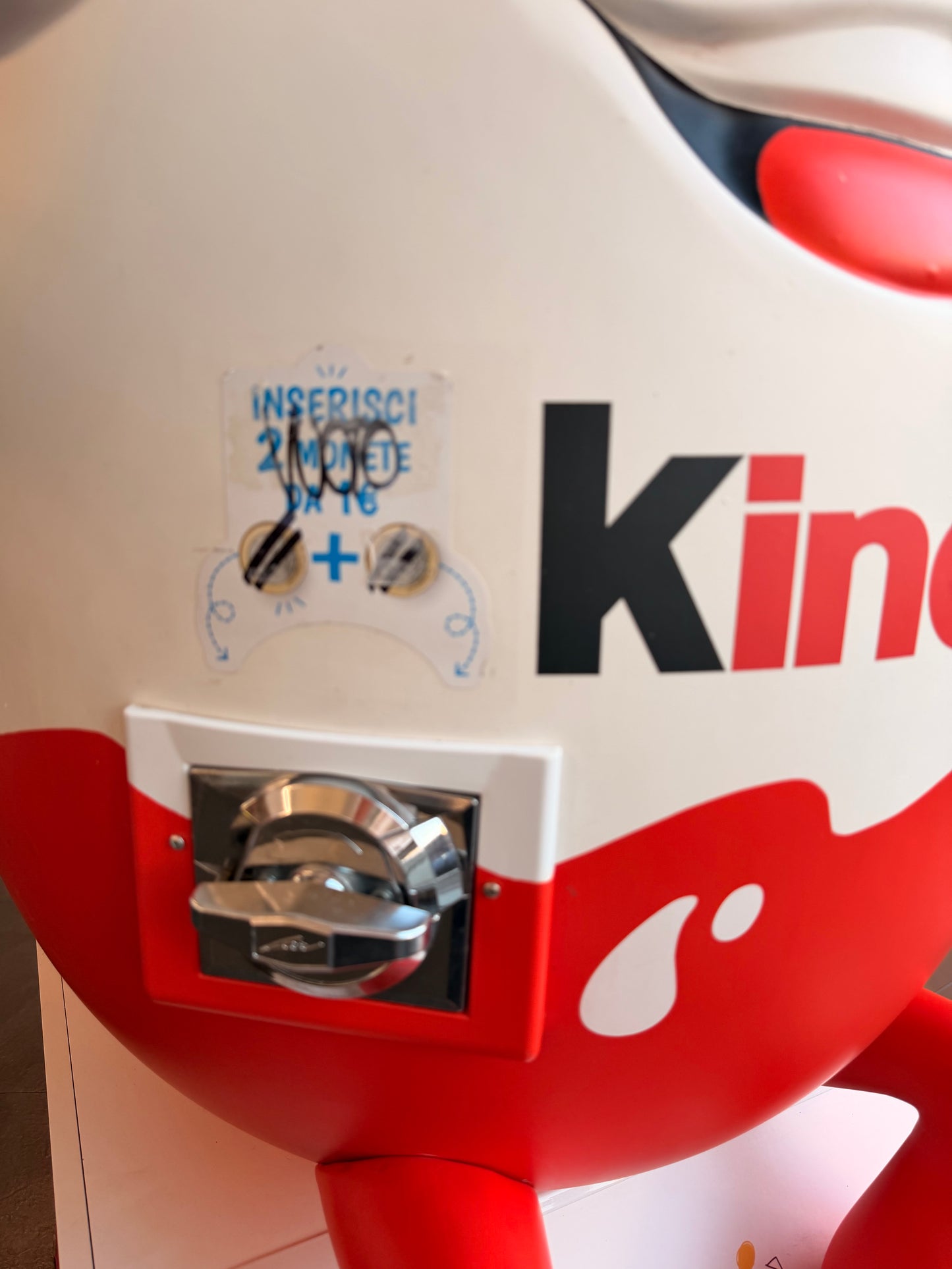 Distributore originale Ovetto Kinder