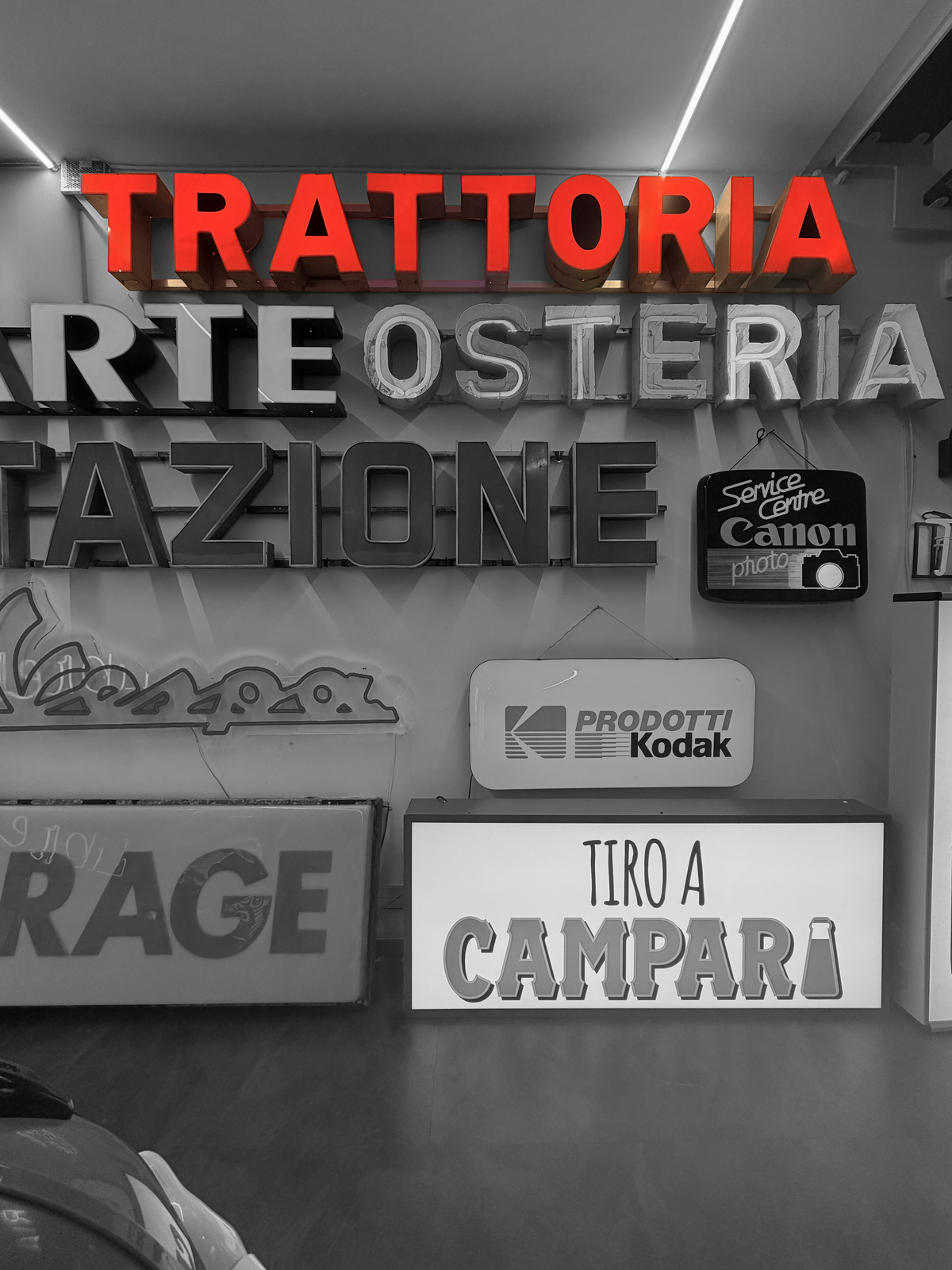 Insegna luminosa Trattoria