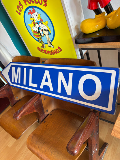 Insegna Stradale - Milano
