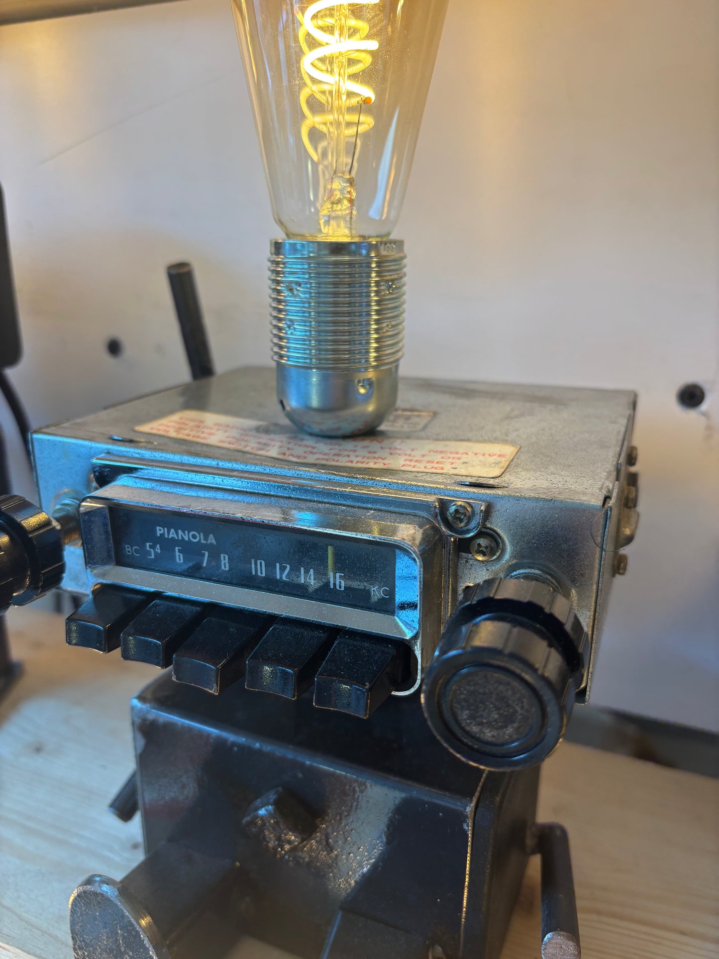 Lampada Robot - Radio