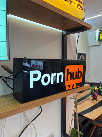 Insegna Luminosa - Pornhub