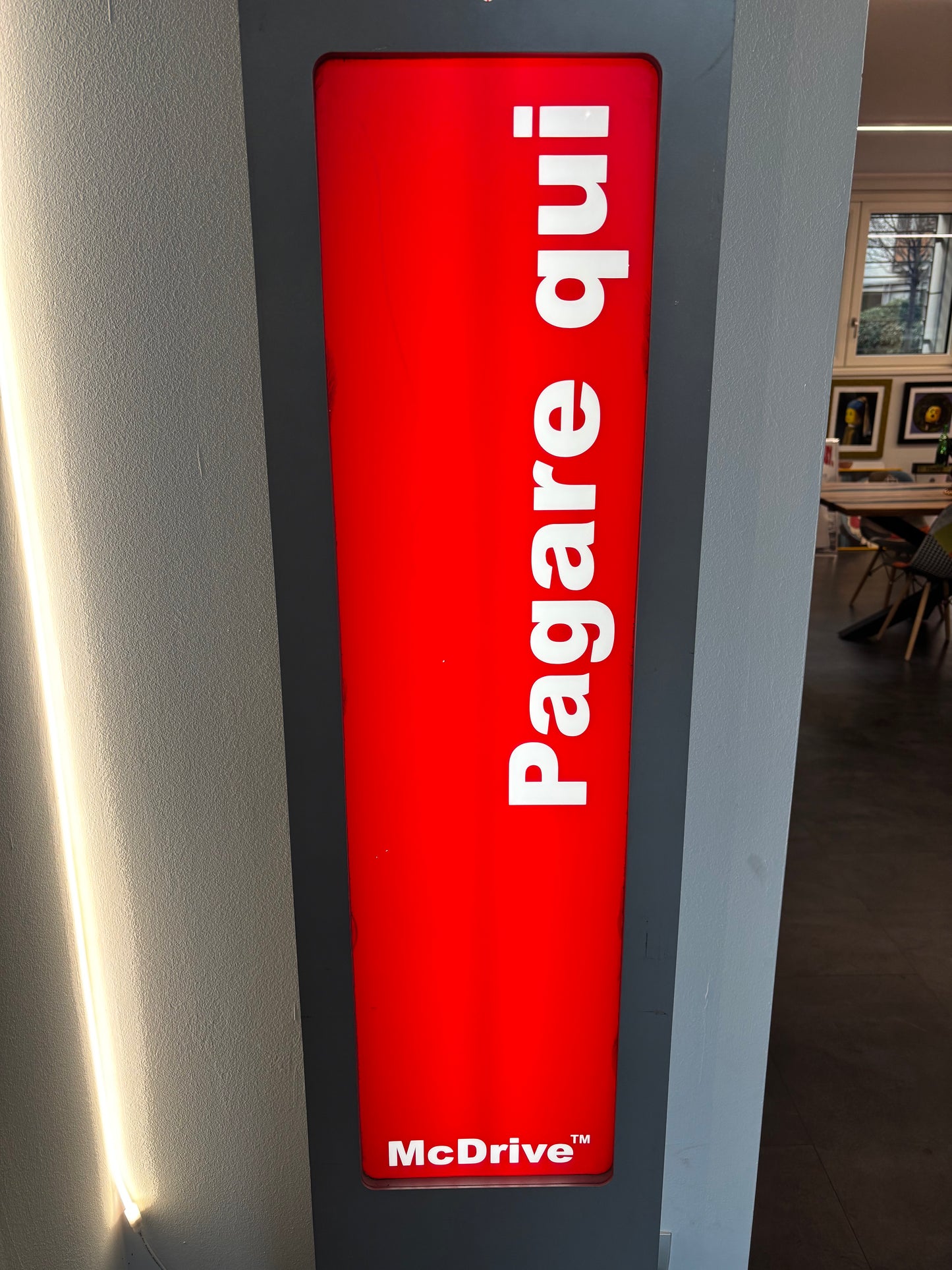 Insegna Luminosa - Mc Drive