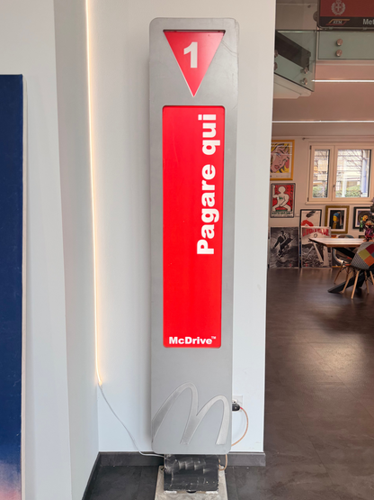 Insegna Luminosa - Mc Drive