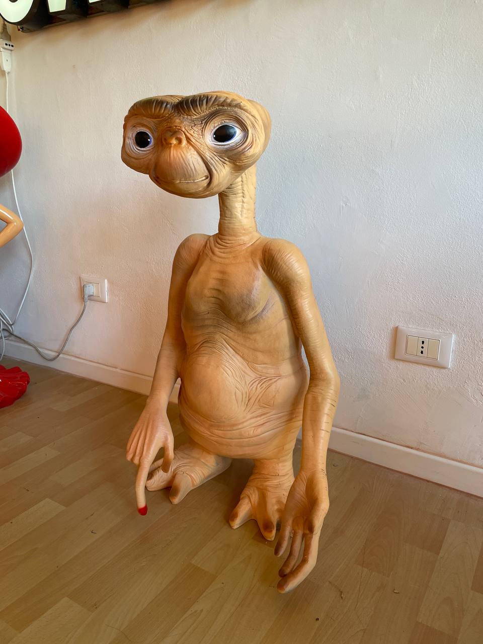 Decorative Statue - ET