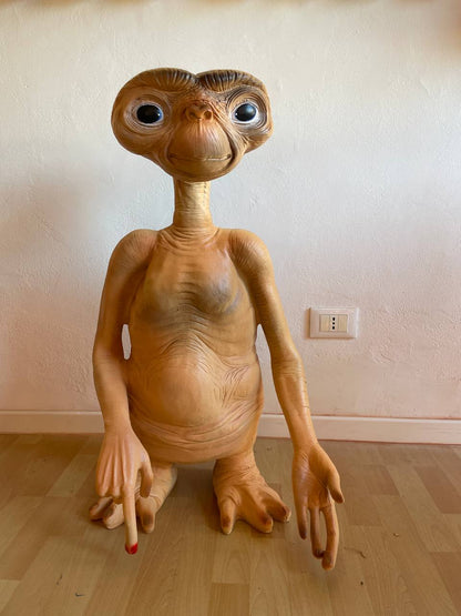Decorative Statue - ET